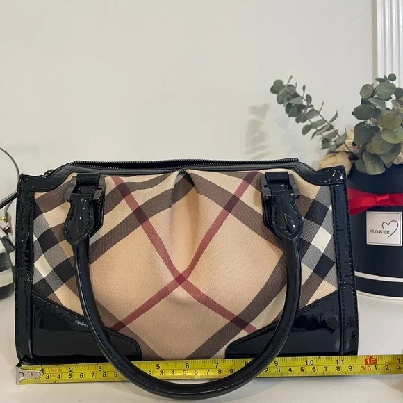 Burberry Classic Nova Check Bag Black - Picture 10 of 16